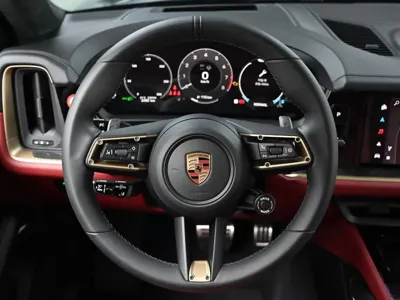 Porsche Cayenne 2025, 2485 км, за 124064.59 USD - фото 13