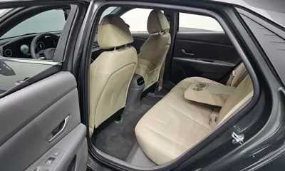 Hyundai Avante 2023, 8753 км, за 18084.85 USD - фото 12
