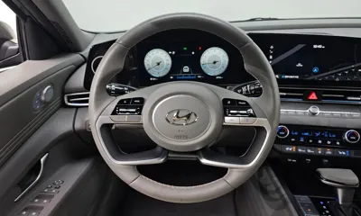 Hyundai Avante 2023, 8753 км, за 18084.85 USD - фото 14