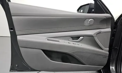 Hyundai Avante 2023, 8753 км, за 18084.85 USD - фото 24