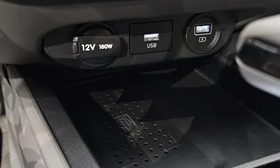 Hyundai Avante 2023, 8753 км, за 18084.85 USD - фото 30