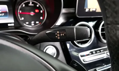 Mercedes-Benz C-Class 2016, 45417 км, за 12223.32 USD - фото 9