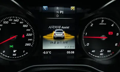 Mercedes-Benz C-Class 2016, 45417 км, за 12223.32 USD - фото 17