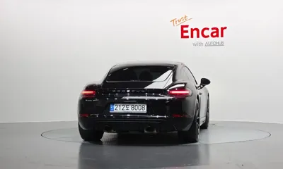 Porsche 718 2024, 16775 км, за 72141.26 USD