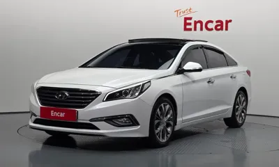 Hyundai Sonata · 2015 год