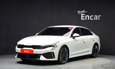 Kia K5 · 2026 год