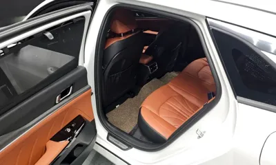 Kia K5 2026, 6196 км, за 20846.92 USD - фото 11
