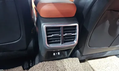 Kia K5 2026, 6196 км, за 20846.92 USD - фото 31