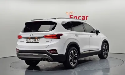 Hyundai Santafe 2019, 120111 км, за 14344.27 USD