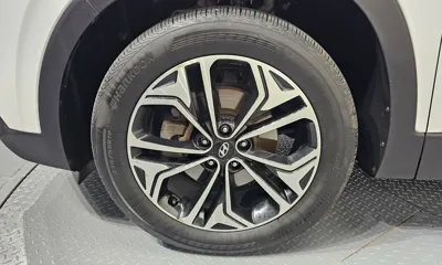 Hyundai Santafe 2019, 120111 км, за 14344.27 USD