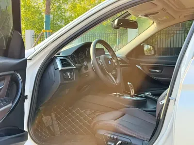 BMW 3 Series 2019, 143000 км, за 11184.98 USD