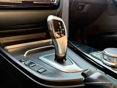 BMW 3 Series 2019, 143000 км, за 11184.98 USD - фото 6