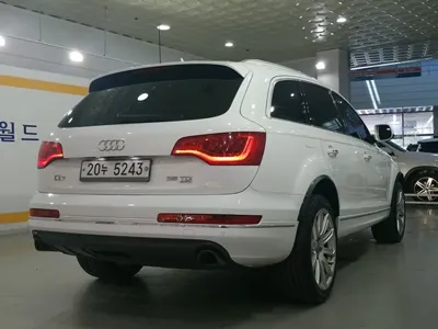 Audi Q7 2015, 202113 км, за 6665.38 USD