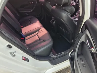 Hyundai Grandeur 2016, 142826 км, за 5880.41 USD - фото 7