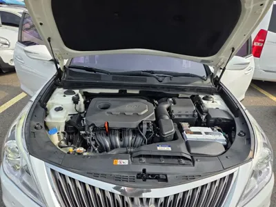 Hyundai Grandeur 2016, 142826 км, за 5880.41 USD - фото 17