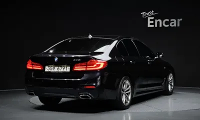 BMW 5-Series 2017, 121545 км, за 14212.07 USD