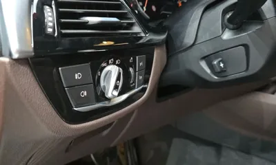 BMW 5-Series 2017, 121545 км, за 14212.07 USD - фото 33