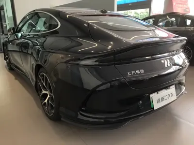 IM IM L6 2025, 11600 км, за 26531.13 USD