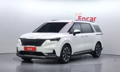 Kia Canival · 2023 год
