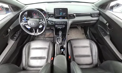 Hyundai Veloster 2021, 52481 км, за 12046.62 USD - фото 7