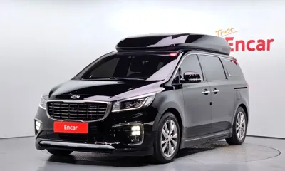 Kia Canival · 2020 год