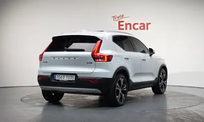 Volvo XC40 2021, 53393 км, за 19403.96 USD