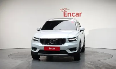 Volvo XC40 2021, 53393 км, за 19403.96 USD