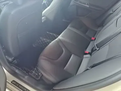 Volvo S60 2017, 102500 км, за 6783.27 USD - фото 17