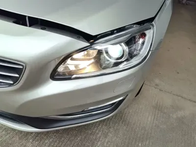 Volvo S60 2017, 102500 км, за 6783.27 USD - фото 24