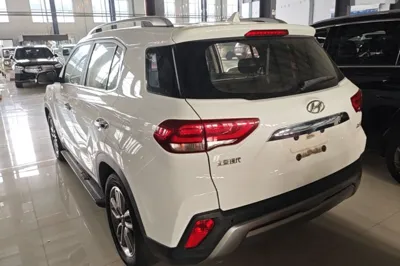 Hyundai ix35 2018, 110800 км, за 8482 USD
