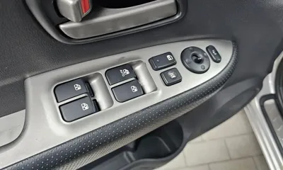 Kia Carens 2009, 110979 км, за 2642.38 USD - фото 14