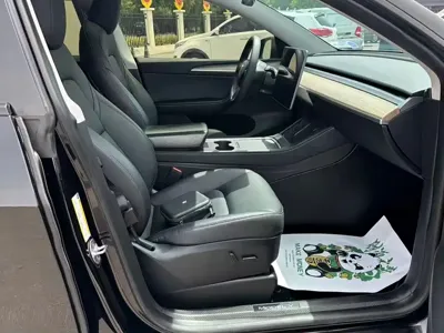 Tesla Model Y 2023, 85000 км, за 23917.69 USD