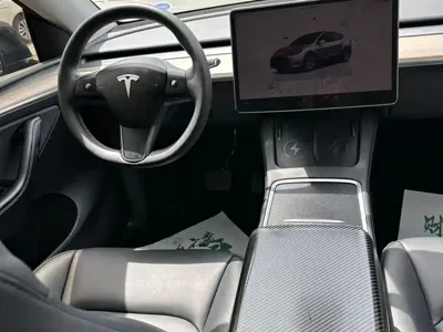 Tesla Model Y 2023, 85000 км, за 23917.69 USD