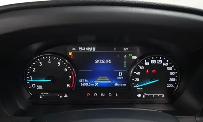 Ford Explorer 2021, 34701 км, за 20362.58 USD - фото 8