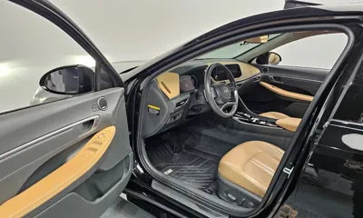 Hyundai Sonata 2020, 94056 км, за 13907.27 USD - фото 10