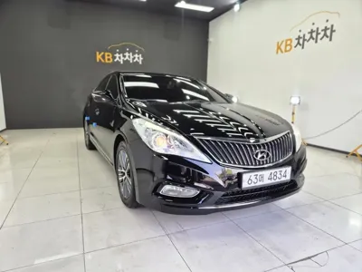 Hyundai Grandeur 2014, 207002 км, за 2762.43 USD