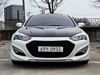Hyundai Genesis 2011, 168001 км, за 5715.23 USD