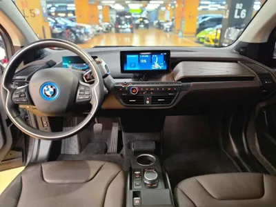 BMW i3 2021, 50000 км, за 18708.15 USD - фото 10