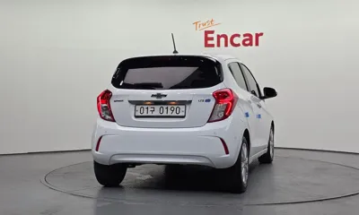 ChevroletGMDaewoo Spark 2016, 108004 км, за 3152.83 USD
