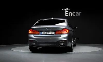 BMW 5-Series 2018, 61083 км, за 14236.49 USD
