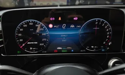 Mercedes-Benz E-Class 2025, 3547 км, за 79442.57 USD - фото 8