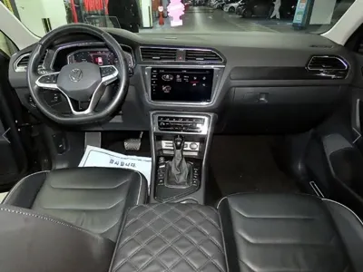 Volkswagen Tiguan 2021, 68522 км, за 22053.1 USD - фото 10