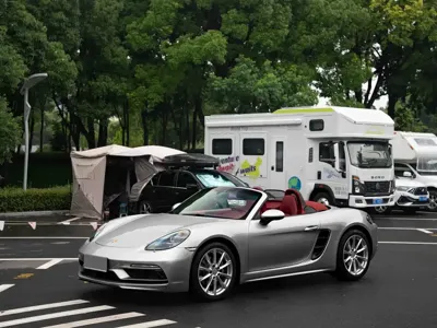 Porsche 718 · 2022 год