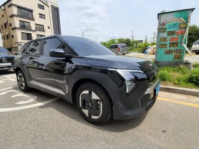 Kia EV3 2025, 8600 км, за 8874.89 USD
