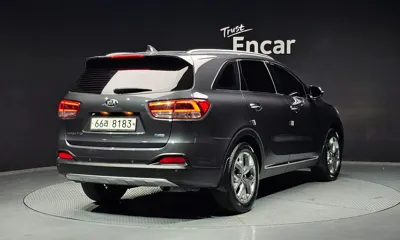 Kia Sorento 2015, 57069 км, за 9572.18 USD