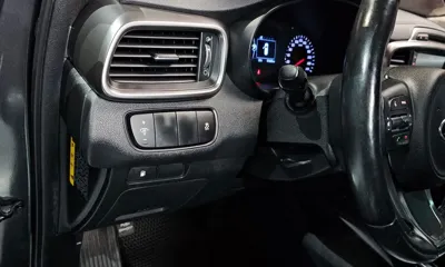 Kia Sorento 2015, 57069 км, за 9572.18 USD - фото 17