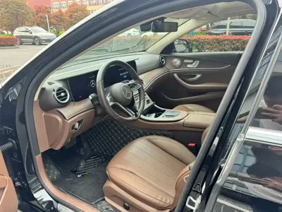 Mercedes-Benz E-Class 2022, 31000 км, за 31831.84 USD