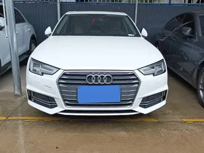 Audi A4L 2017, 114700 км, за 11738.8 USD