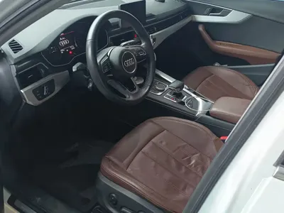Audi A4L 2017, 114700 км, за 11738.8 USD