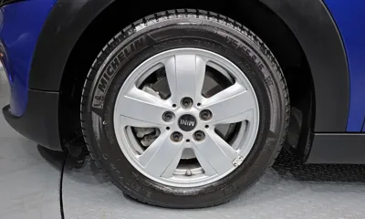 MINI Cooper 2019, 27747 км, за 10174.61 USD